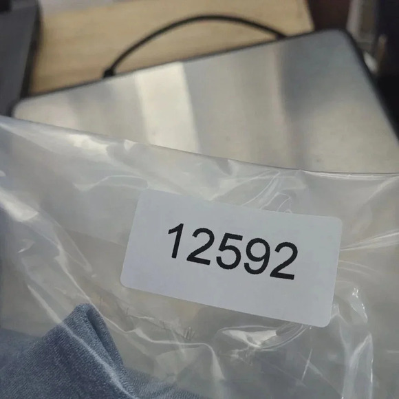 Johnnie-O Men's Loyola Academy Sleeveless Quarter-Zip Pullover Vest L Blue 21PT - Picture 6 of 6